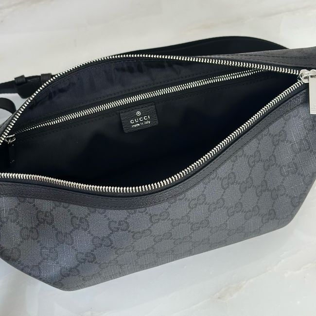 Gucci Essence Classic medium crossbody bag A002KX black