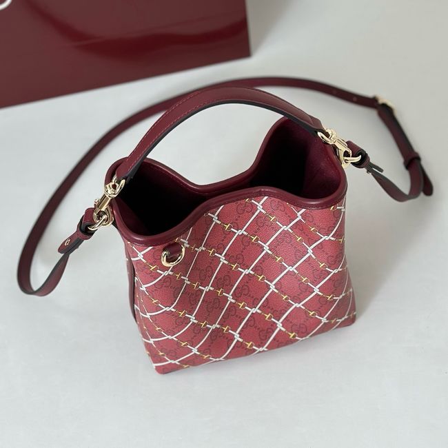 Gucci GG Emblem small bucket bag fabric 815118 red Gucci GG Emblem small bucket bag fabric 815118 red