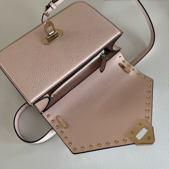 VALENTINO ROCKSTUD Small grained calfskin Shoulder Bag B0T76 pink VALENTINO ROCKSTUD Small grained calfskin Shoulder Bag B0T76 pink
