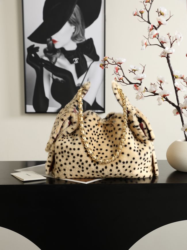 CHANEL 25 Small Handbag AS5293 Light Beige & Black