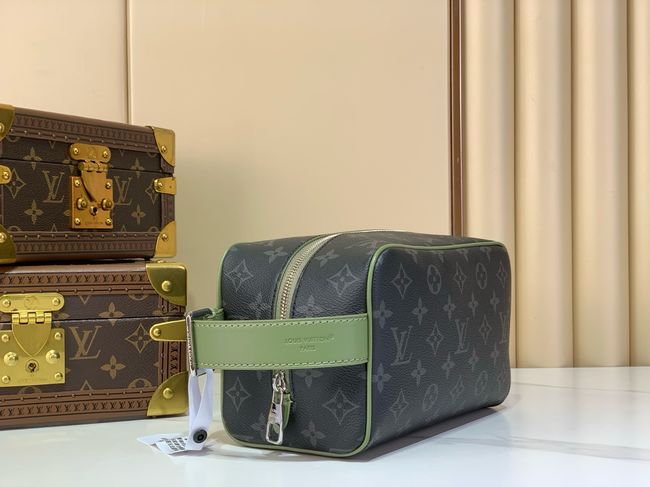 Louis Vuitton Locker Dopp Kit M28840 Khaki Green Louis Vuitton Locker Dopp Kit M28840 Khaki Green