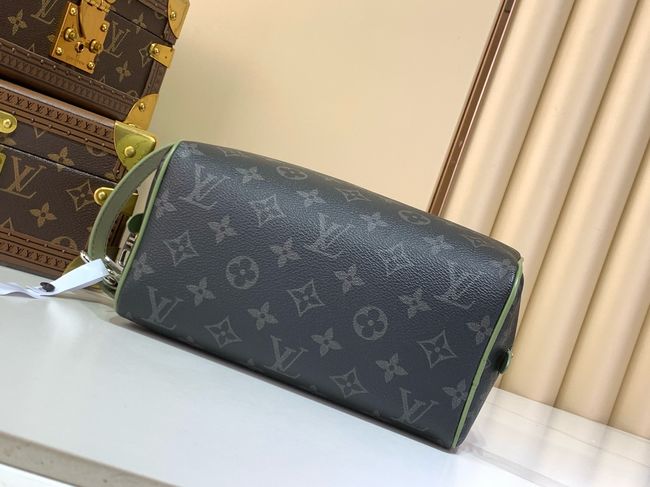 Louis Vuitton Locker Dopp Kit M28840 Khaki Green Louis Vuitton Locker Dopp Kit M28840 Khaki Green