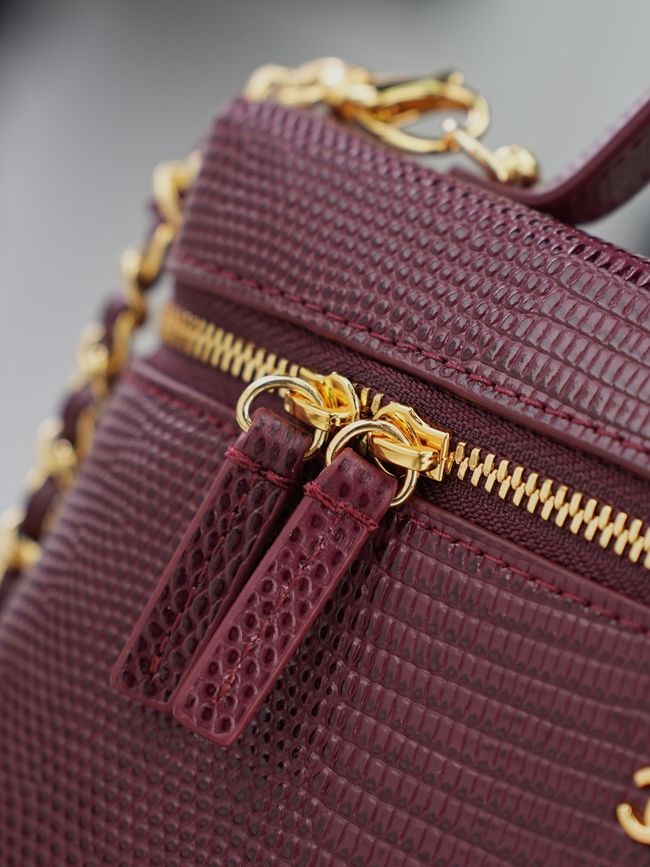 Chanel Vanity with Chain AP5195 Burgundy
