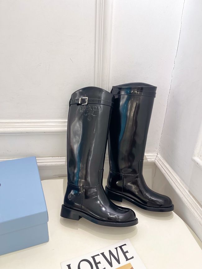 Prada Leather boots 64207-4