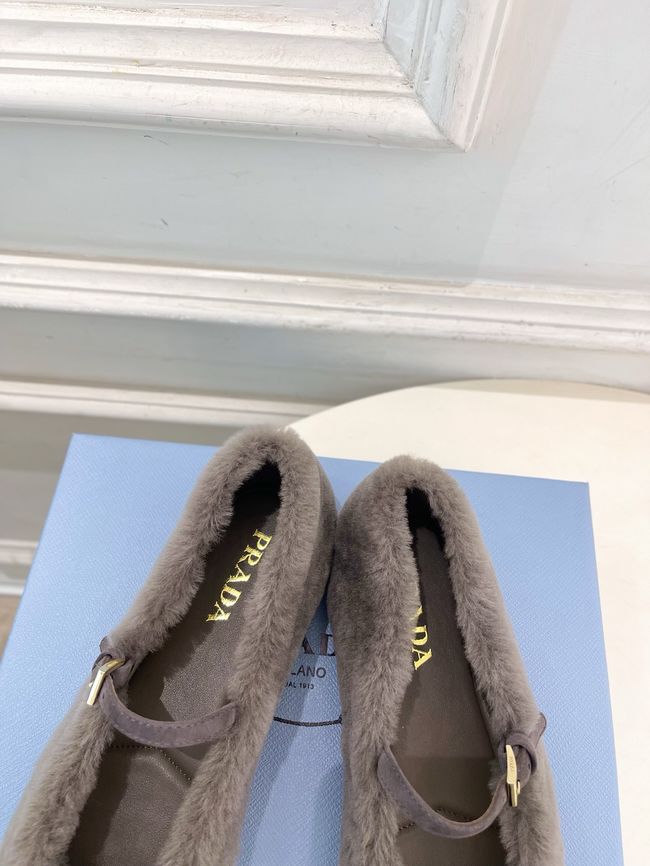 Prada shoes 64206-4