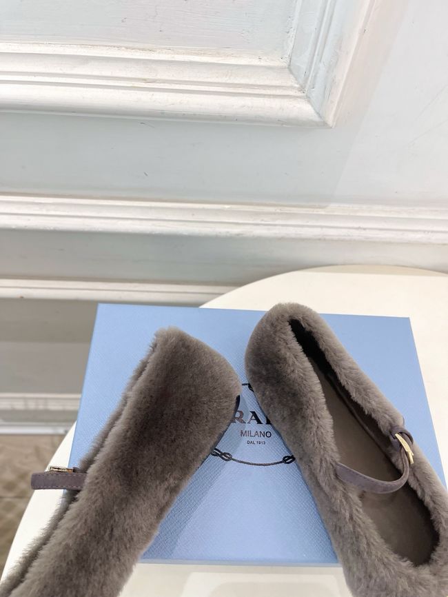 Prada shoes 64206-4