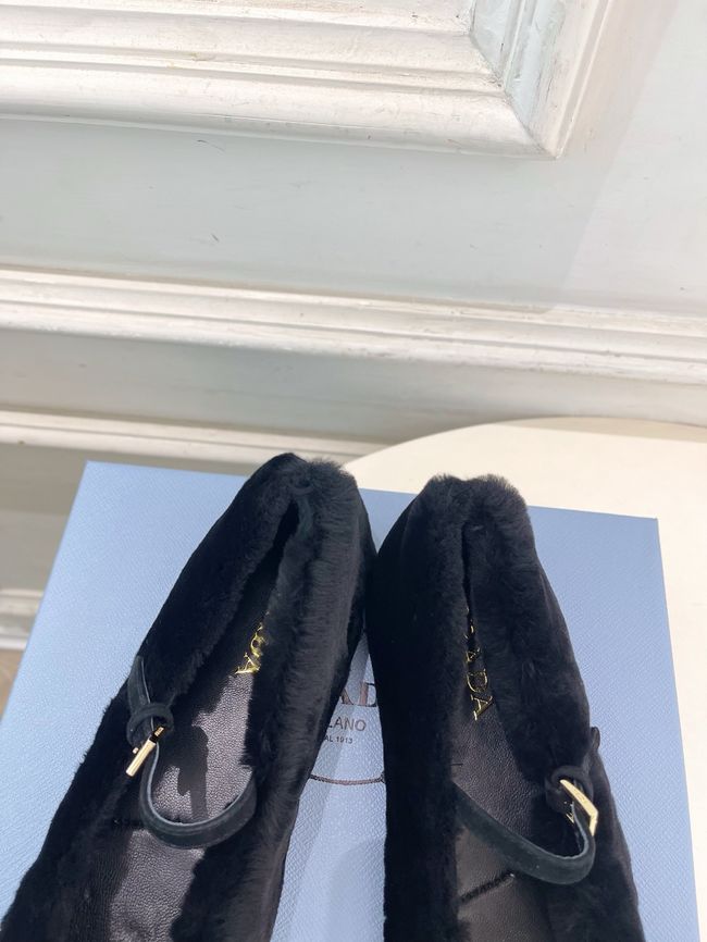 Prada shoes 64206-7