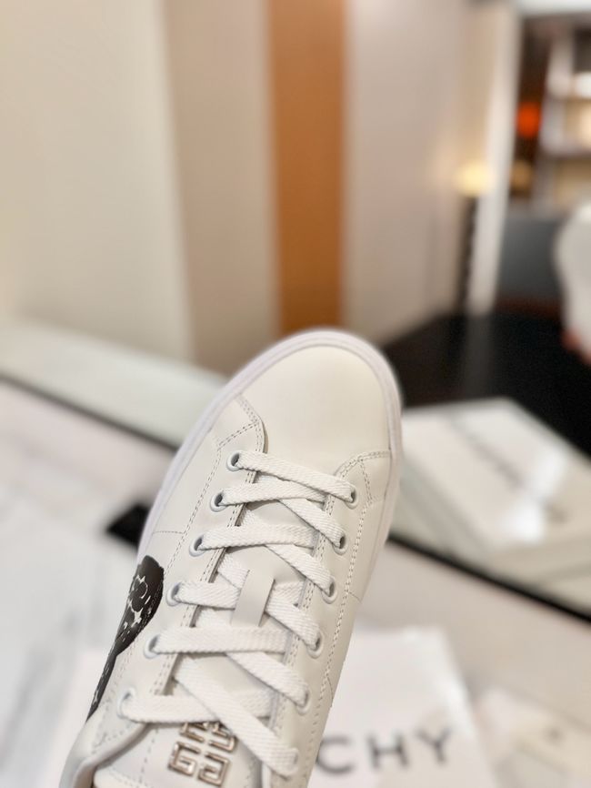 Givenchy flats 64241-10