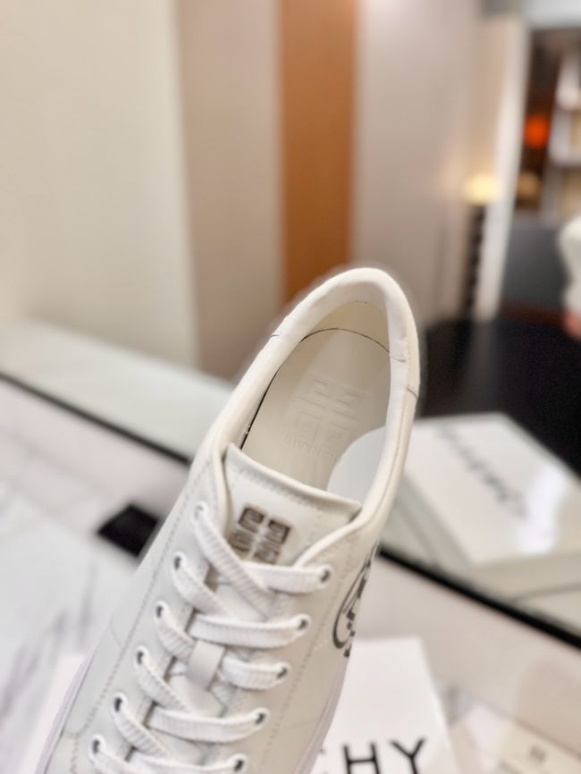 Givenchy flats 64241-11