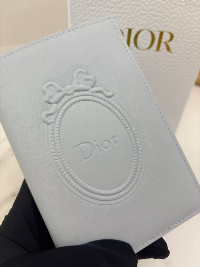 Dior Salon Passport Cover S3817O ice blue