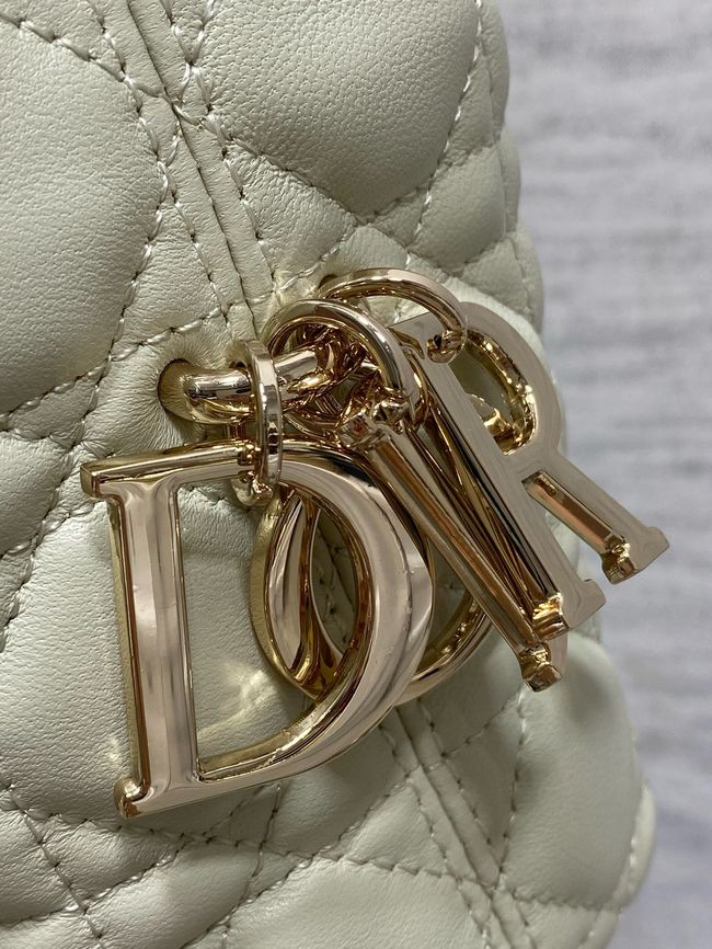 Small Dior Toujours Hobo Bag Cannage Lambskin M2867O Ivory