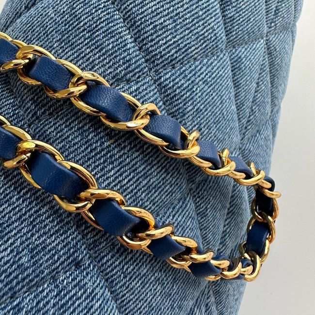 Chanel Clutch with chain AP5252 denim blue