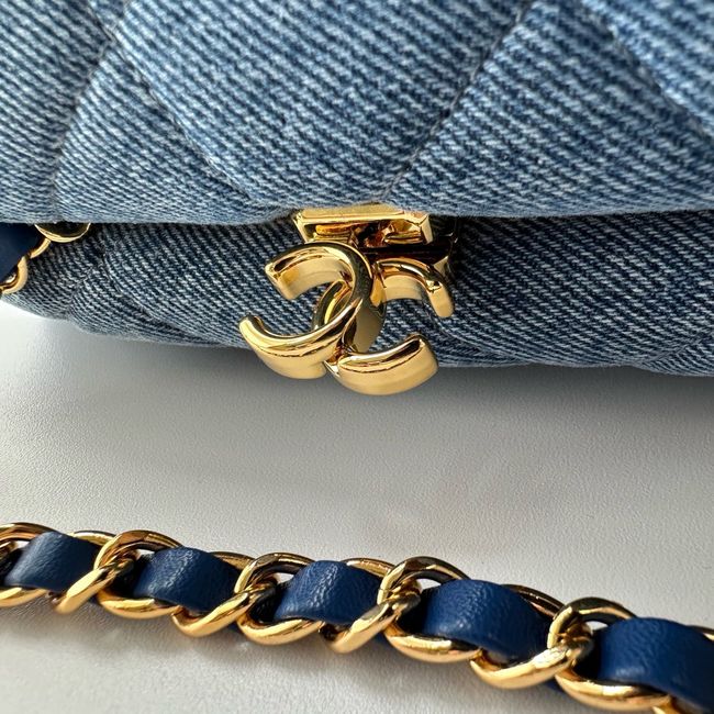 Chanel Clutch with chain AP5252 denim blue