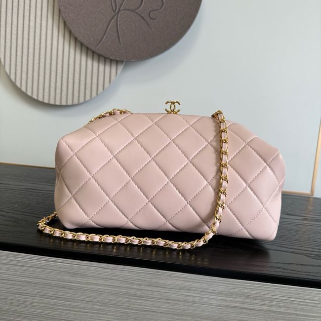 Chanel Clutch with chain Lambskin AP5252 pink Chanel Clutch with chain Lambskin AP5252 pink