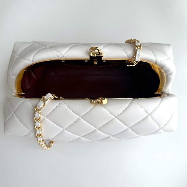 Chanel Clutch with chain Lambskin AP5252 white