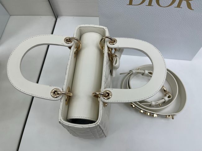 Small Lady Dior Bag with Strap Cannage Lambskin M0531OU Ivory