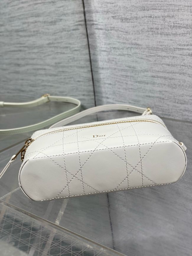 Dior Trianon Soft Vanity Mini Bag Flat Macrocannage Lambskin S4613OS Craie