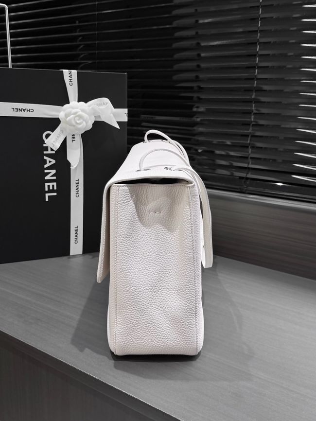 Chanel Maxi Flap bag AS6233 white&Silver-Tone Metal