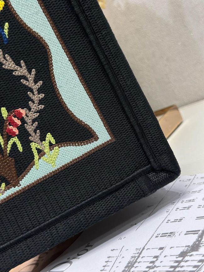 Large Dior Book Tote Cannage Embroidery M1349OEQ-4