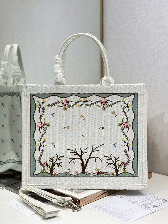 Large Dior Book Tote Cannage Embroidery M1349OEQ-9