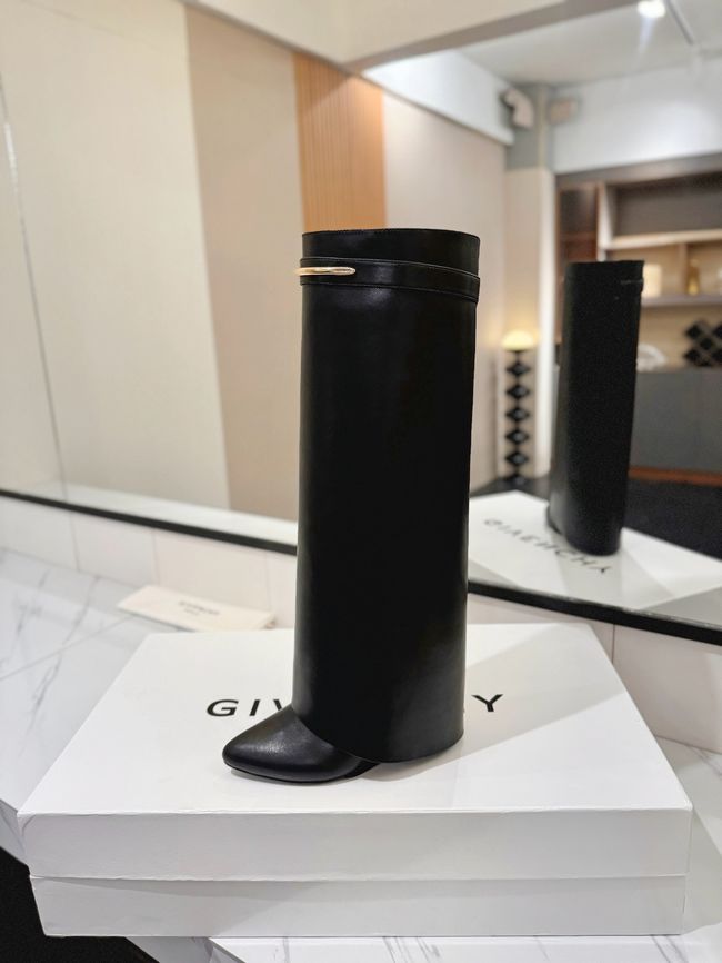 Givenchy High Boots Shiny Calfskin high heels 8.5CM 65261-3
