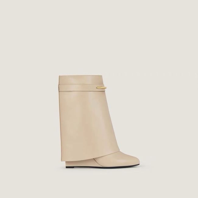 Givenchy Mid-Calf Boots Shiny Calfskin high heels 8.5CM 65260-3