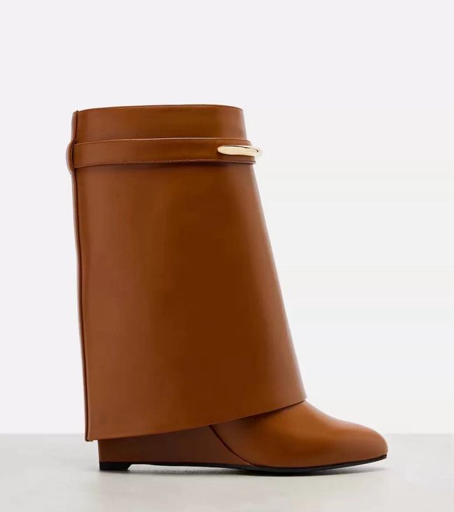 Givenchy Mid-Calf Boots Shiny Calfskin high heels 8.5CM 65260-6