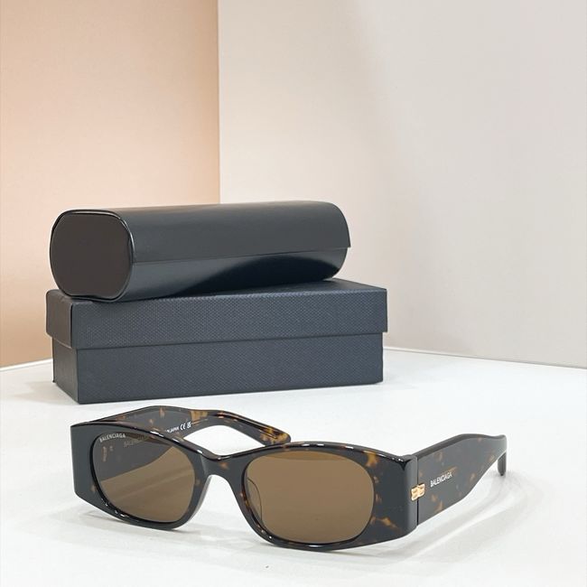 Dolce & Gabbana Sunglasses 821450-5