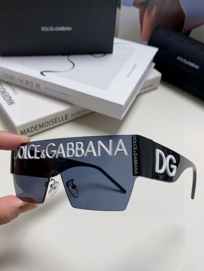 Dolce & Gabbana Sunglasses 821452-1