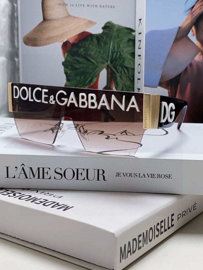 Dolce & Gabbana Sunglasses 821452-2