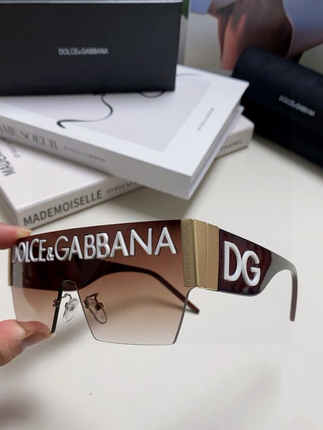 Dolce & Gabbana Sunglasses 821452-2