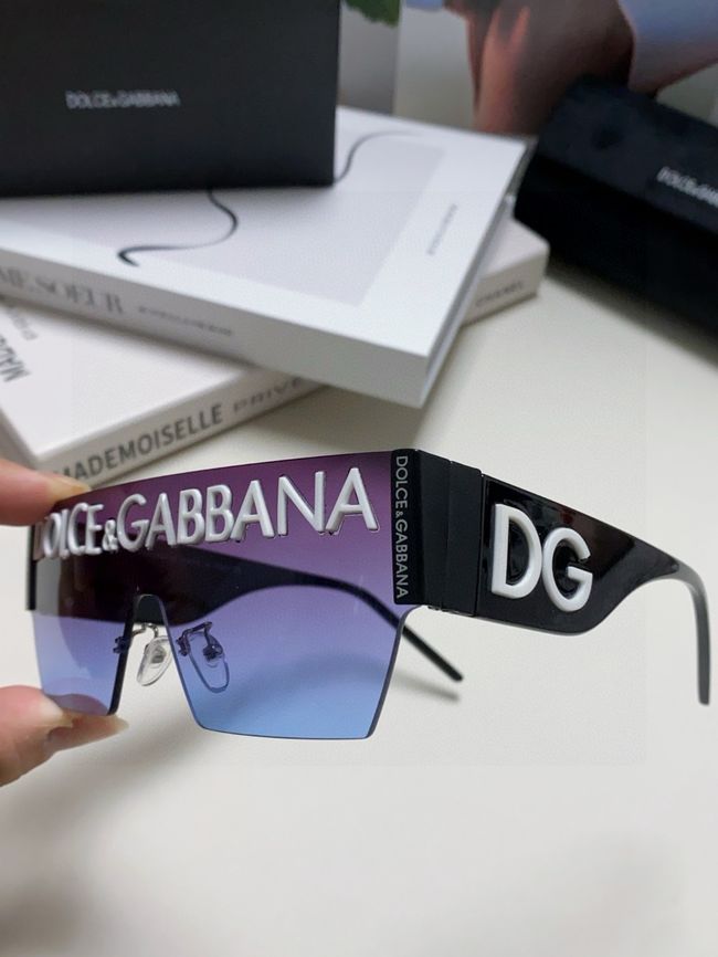 Dolce & Gabbana Sunglasses 821452-3