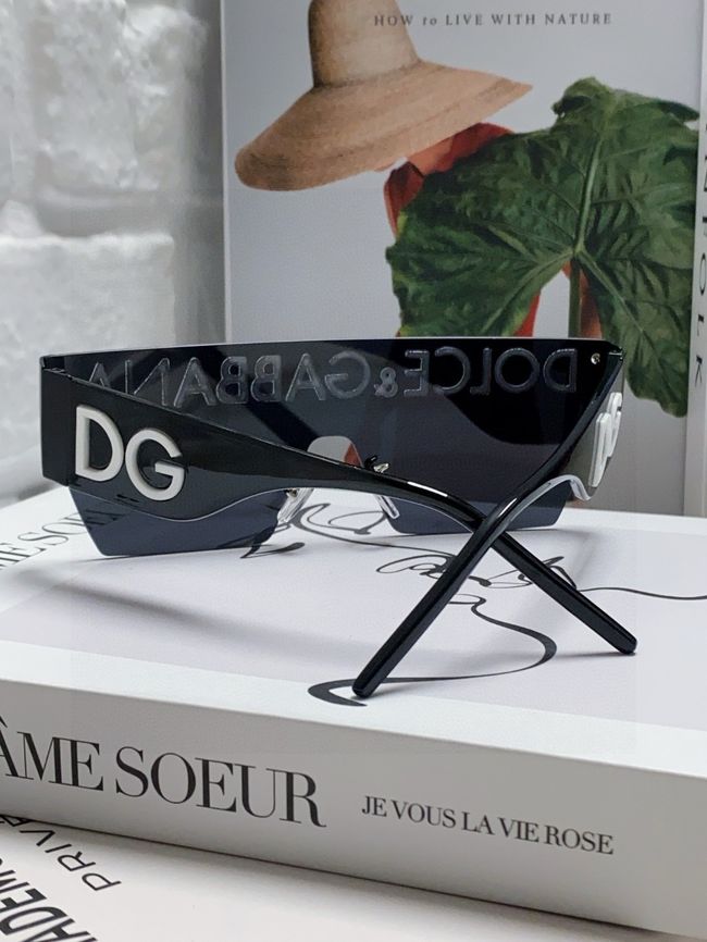 Dolce & Gabbana Sunglasses 821452-4