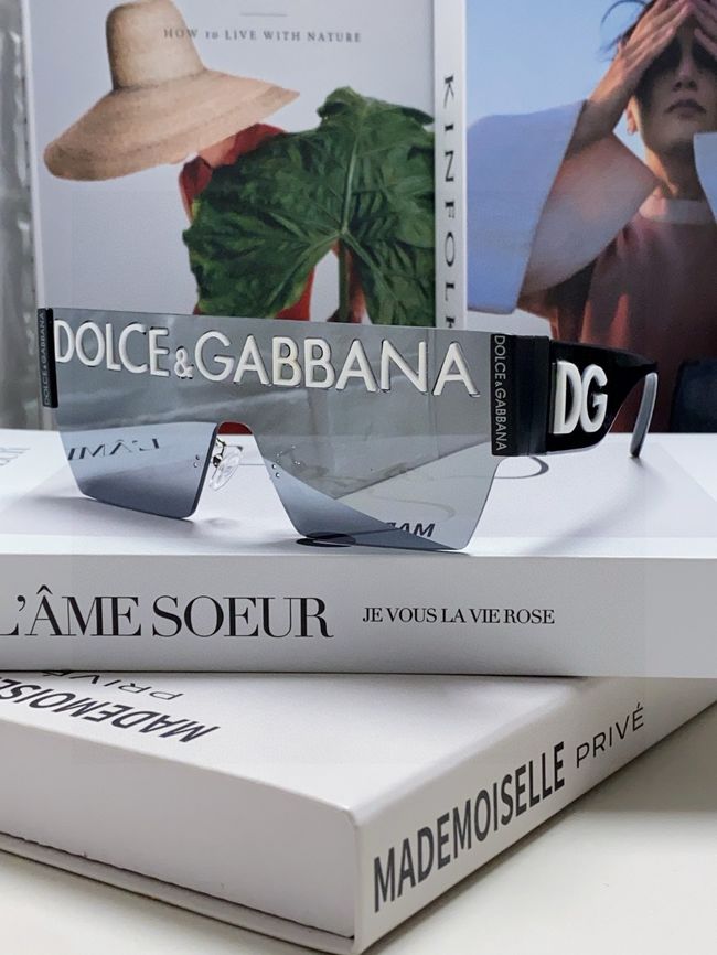 Dolce & Gabbana Sunglasses 821452-4