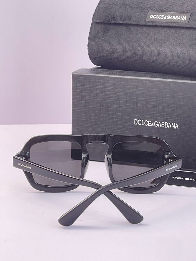 Dolce & Gabbana Sunglasses 821455-1