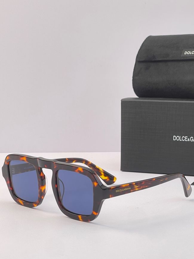 Dolce & Gabbana Sunglasses 821455-4