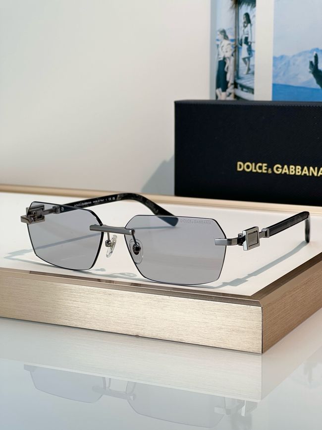 Dolce & Gabbana Sunglasses 821459-4