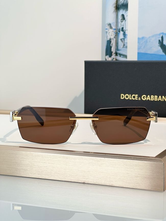 Dolce & Gabbana Sunglasses 821459-6