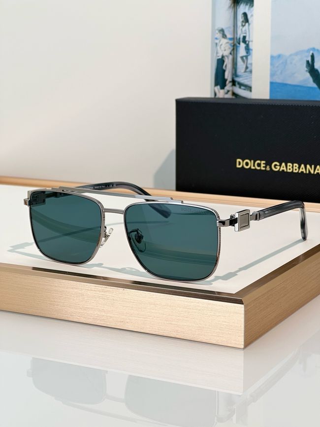Dolce & Gabbana Sunglasses 821460-4