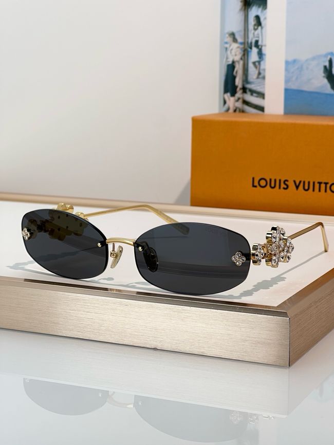 Louis Vuitton Sunglasses 821475-3