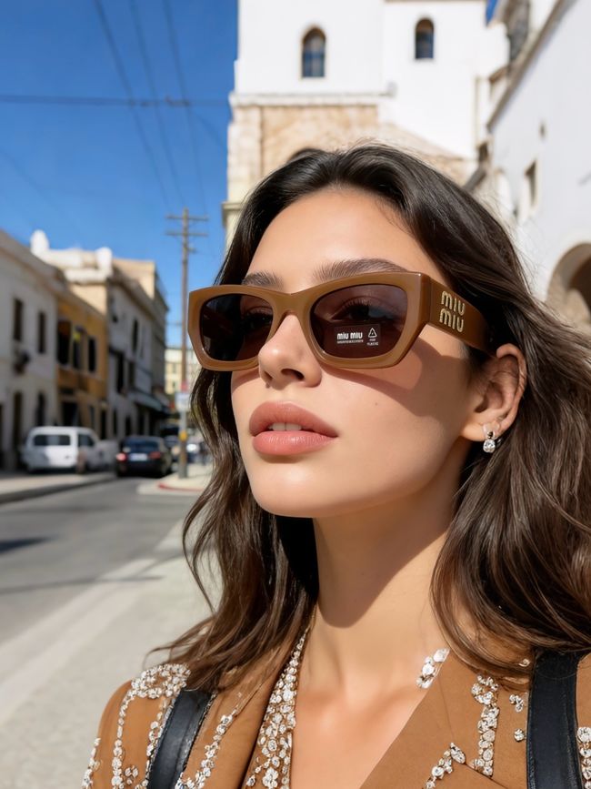 MiuMiu Sunglasses 821489-5
