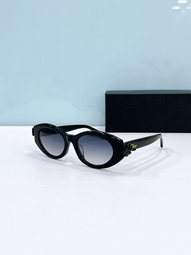 Dior Sunglasses 821537-2