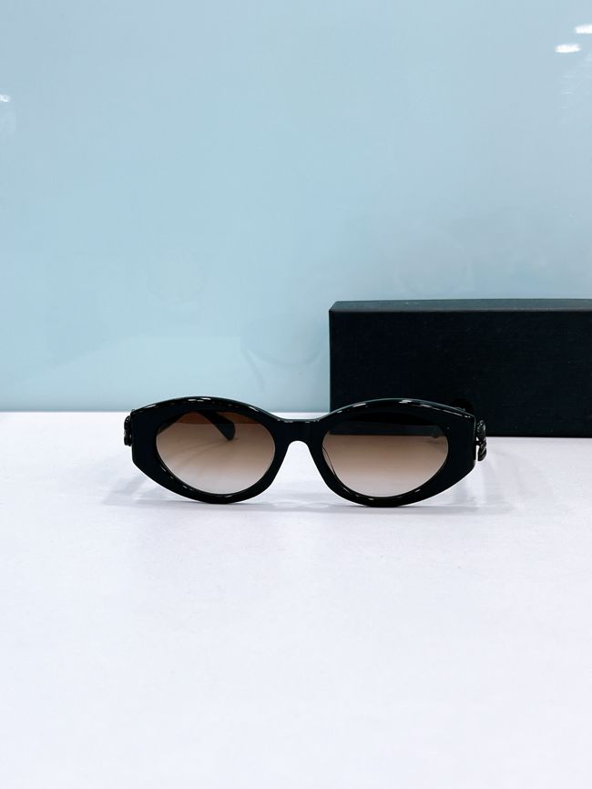 Dior Sunglasses 821537-9