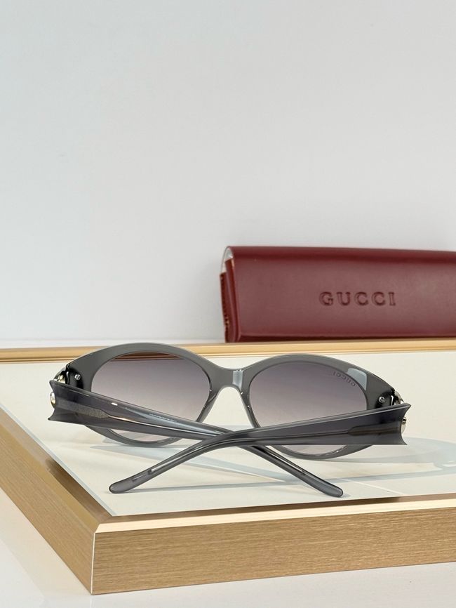 Gucci Sunglasses 821544-7