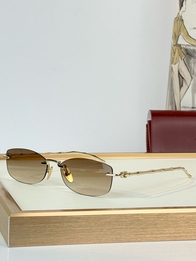Gucci Sunglasses 821562-4