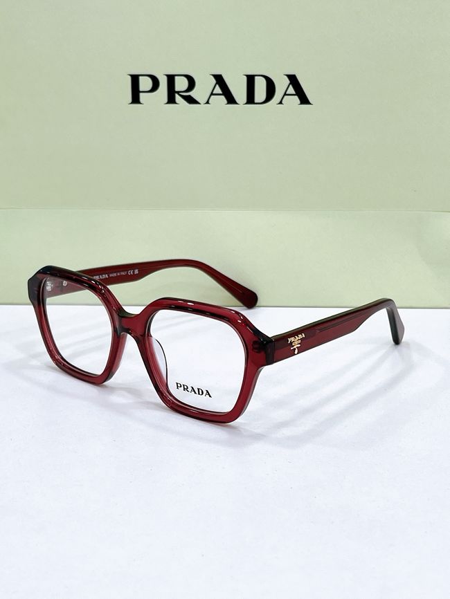 Prada Sunglasses 821611-5