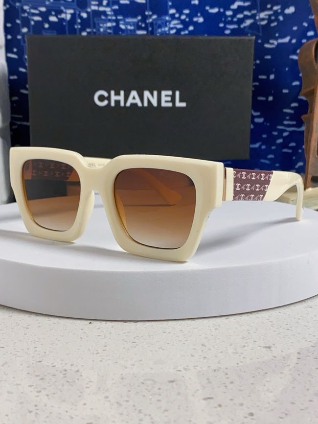Chanel Sunglasses 821629-3