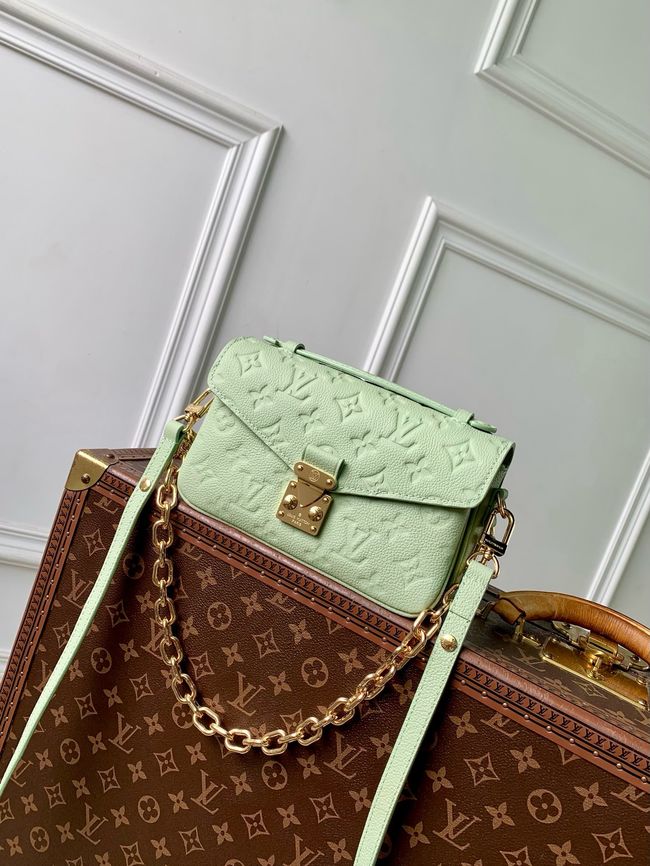 Louis Vuitton Pochette Metis East-West M2A339 Minty