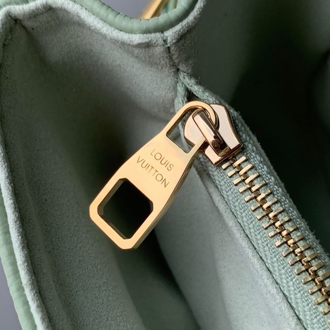 Louis Vuitton Pochette Metis East-West M2A339 Minty
