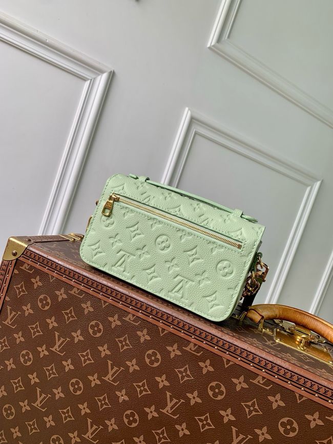 Louis Vuitton Pochette Metis East-West M2A339 Minty